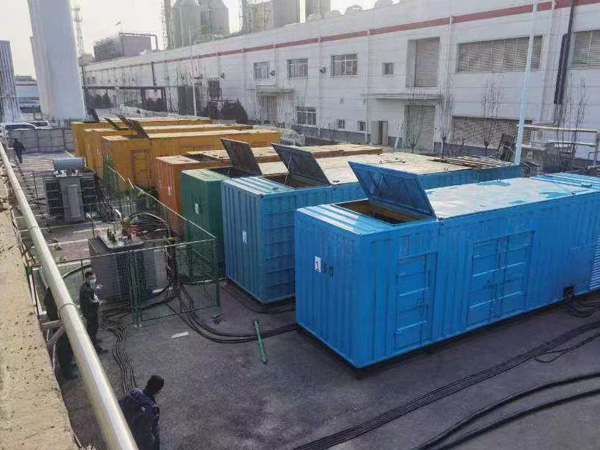 奇台380V和690V电压的电缆线相同吗?