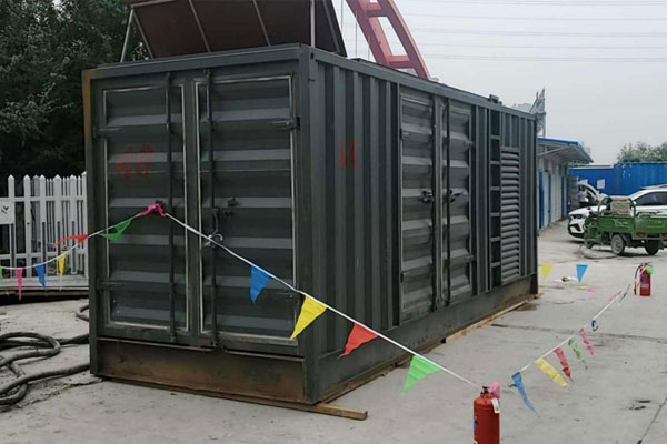 奇台发电机租赁空气滤清器多久更换一次?
